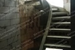 Лестница из бетона на тетивах